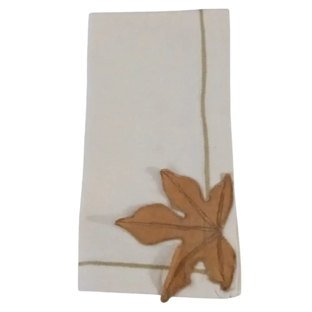 Williams Sonoma Leaf Applique Dinner Napkins Cotton Cream Autumn Fall